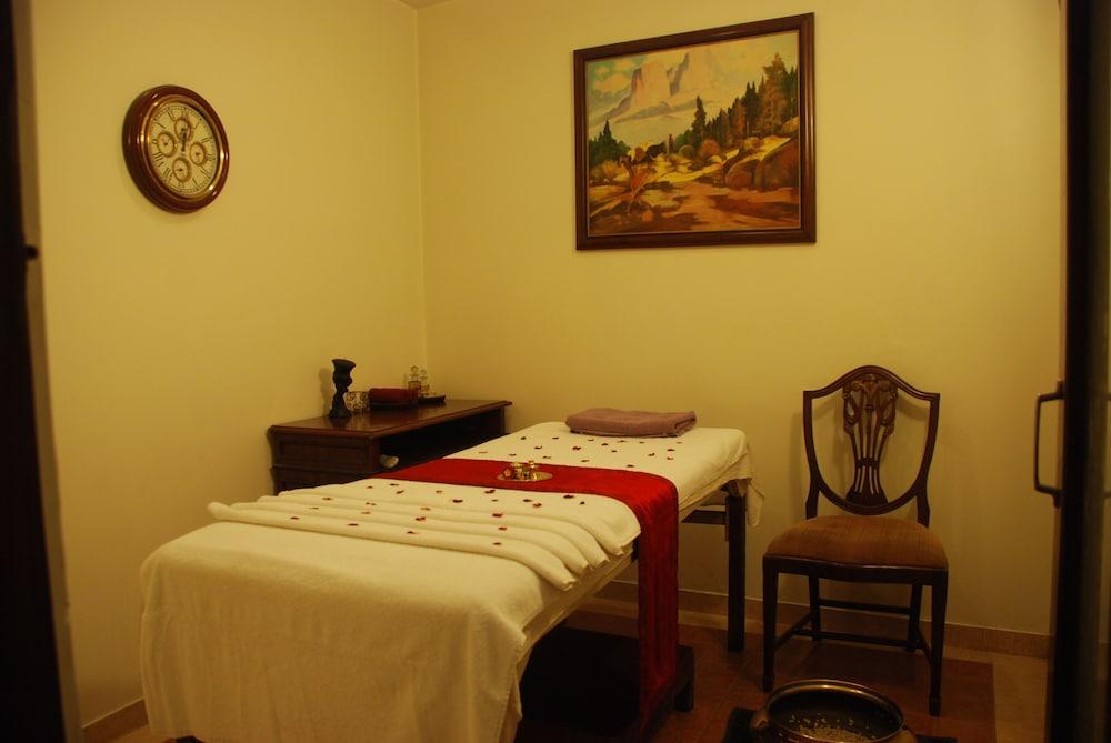 Namah Nainital, A Member Of Radisson Individuals Retreats Hotel Eksteriør billede