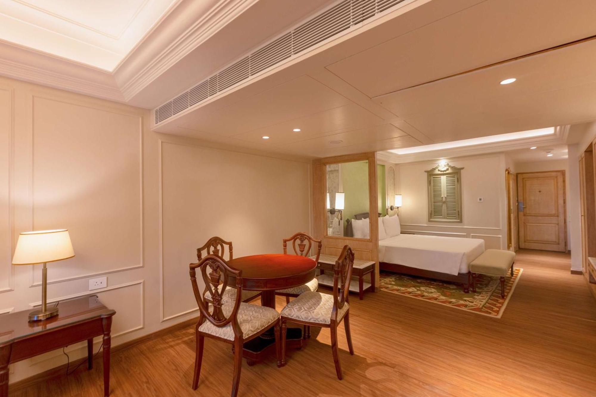 Namah Nainital, A Member Of Radisson Individuals Retreats Hotel Eksteriør billede